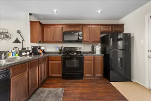 1501 Sierra Estate Trail, Fort Worth, TX 76119 - Photo 7