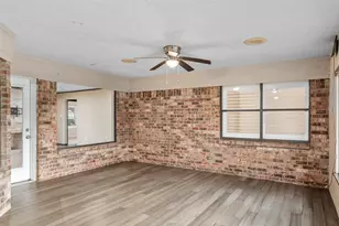 108 Silverleaf Dr, Fort Worth, TX 76112 - Photo 15