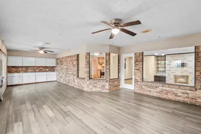 108 Silverleaf Drive, Fort Worth, TX 76112 - Photo 17