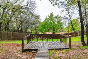 108 Silverleaf Dr, Fort Worth, TX 76112 - Photo 39