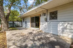 2303 Southside Dr, Brownwood, TX 76801 - Photo 25