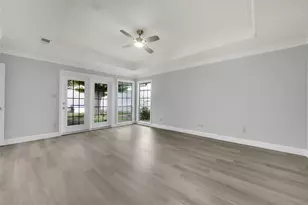 12401 Pleasant Valley Dr, Dallas, TX 75243 - Photo 25