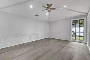 12401 Pleasant Valley Dr, Dallas, TX 75243 - Photo 35