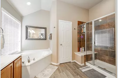 1807 Hidden Brook, Grand Prairie, TX 75050 - Photo 27