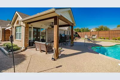 1807 Hidden Brook, Grand Prairie, TX 75050 - Photo 37