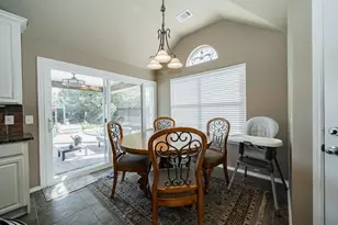 1807 Hidden Brook, Grand Prairie, TX 75050 - Photo 15