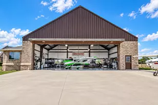 117 Citation Dr, Cresson, TX 76035 - Photo 1