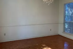 1412 Hyde Park Ln, Arlington, TX 76015 - Photo 3