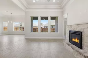 724 Raylan St, Springtown, TX 76082 - Photo 7