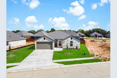 724 Raylan Street, Springtown, TX 76082 - Photo 31