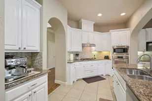 2325 Shoreham Cir, Lewisville, TX 75056 - Photo 9