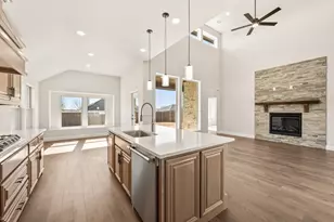 2605 Lila St, Burleson, TX 76028 - Photo 13