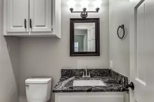 2103 Bay Club Dr, Arlington, TX 76013 - Photo 25