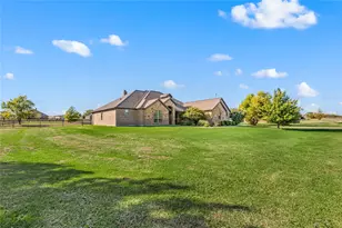 282 Heather Ln, Decatur, TX 76234 - Photo 5