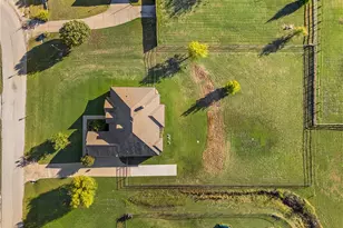 282 Heather Ln, Decatur, TX 76234 - Photo 33