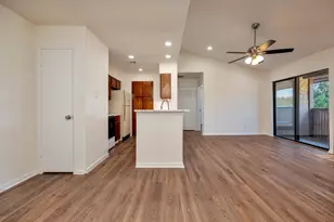 1101 Calico Ln, Arlington, TX 76011 - Photo 21