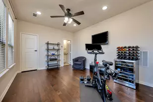 1212 Blue Lake Blvd, Arlington, TX 76005 - Photo 33