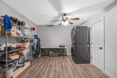 2704 N 19th Street, Waco, TX 76708 - Photo 15