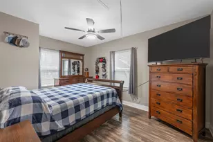 2704 N 19th St, Waco, TX 76708 - Photo 9