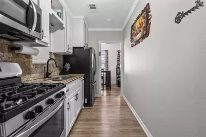 2704 N 19th Street, Waco, TX 76708 - Photo 7