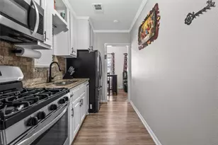 2704 N 19th St, Waco, TX 76708 - Photo 7