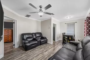 2704 N 19th St, Waco, TX 76708 - Photo 3