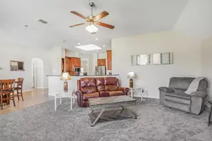 1201 Clairemont Ln, Burleson, TX 76028 - Photo 5