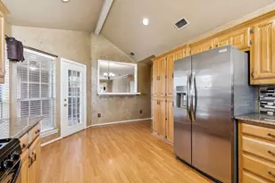 1332 E Exchange Pkwy, Allen, TX 75002 - Photo 9