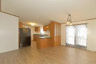 1207 Grayson St, Nocona, TX 76255 - Photo 13