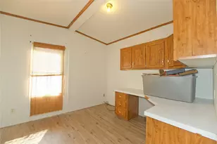 1207 Grayson St, Nocona, TX 76255 - Photo 19