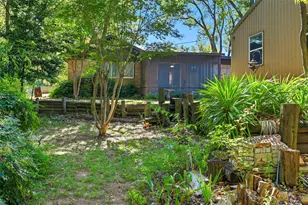 620 W College St, Grapevine, TX 76051 - Photo 31