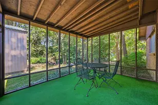 620 W College St, Grapevine, TX 76051 - Photo 5