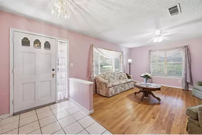 620 W College Street, Grapevine, TX 76051 - Photo 27