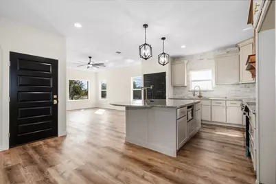 704 S Ivy Street, Hillsboro, TX 76645 - Photo 9