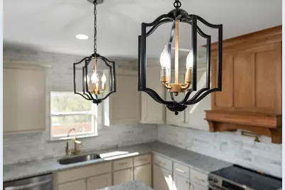 704 S Ivy Street, Hillsboro, TX 76645 - Photo 11