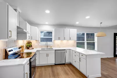 1914 Kynette Drive, Euless, TX 76040 - Photo 11