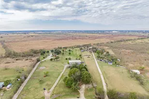 1312 Crowell Rd, Kaufman, TX 75142 - Photo 1