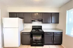 2733 Patricia Ln, Garland, TX 75041 - Photo 9