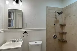 6200 Windermere Pl, Fort Worth, TX 76112 - Photo 23