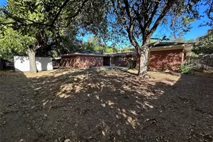 6200 Windermere Pl, Fort Worth, TX 76112 - Photo 27