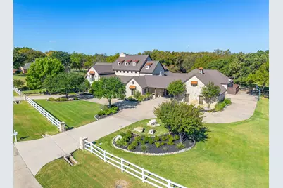 130 Ranchway Drive, Burleson, TX 76028 - Photo 1