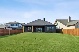 206 Pecan St, Roanoke, TX 76262 - Photo 35