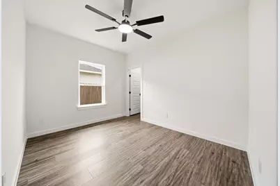 702 S Ivy Street, Hillsboro, TX 76645 - Photo 17