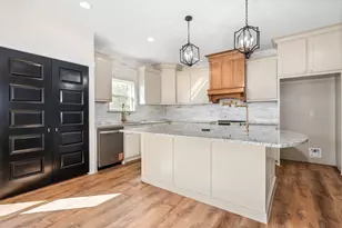 702 S Ivy St, Hillsboro, TX 76645 - Photo 7