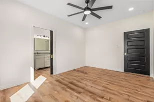 702 S Ivy St, Hillsboro, TX 76645 - Photo 17