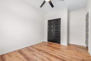 702 S Ivy St, Hillsboro, TX 76645 - Photo 25