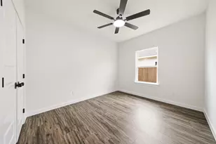 702 S Ivy St, Hillsboro, TX 76645 - Photo 19