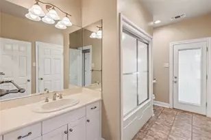 180 Surls Dr, Mabank, TX 75156 - Photo 23