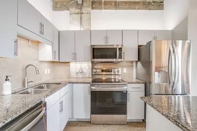 221 W Lancaster Avenue #5003, Fort Worth, TX 76102 - Photo 3