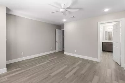 2646 Hutchinson Street, Fort Worth, TX 76106 - Photo 9